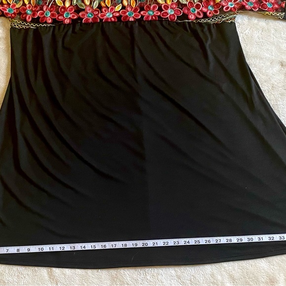 Women’s 2x NWT Highness black with floral embellished floral shoulders dress - Picture 6 of 13